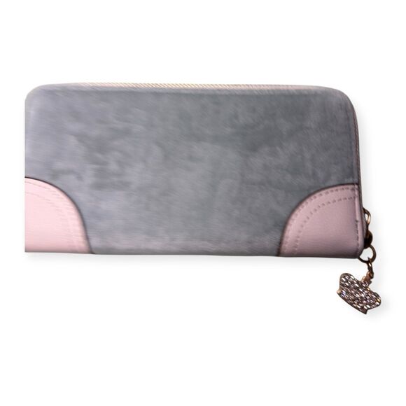 Juicy Couture Dream Juicy Wallet Velvet Faux Leather Crystals Zip-Around Y2K VTG - Picture 2 of 4